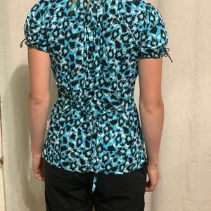 Blue Leopard Print Peaches Scrub Top